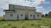 Duplex cu 4 camere si teren de 372 mp - zona Sanandrei 