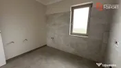Duplex de vanzare cu 5 camere, despartit prin garaj, zona Gi 