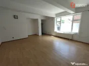 Spatii de inchiriat pentru birouri sau depozitare zona Iosef 