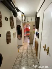 Garsonieră decomandată 30 mp, etaj intermediar cu boxa la 