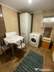 Apartament cu 3 camere, 65 mp, parcare, curte, zona Tineretu