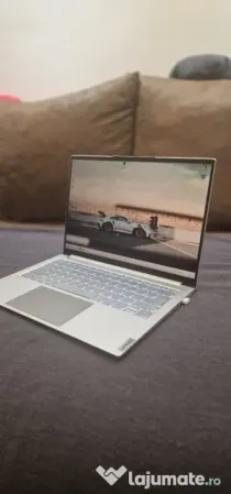 Lenovo Yoga 7 Pro Slim