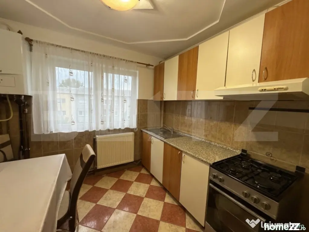 Apartament 3 camere, 68 mp, zona Micro 16 - Satu Mare (Satu-Mare)