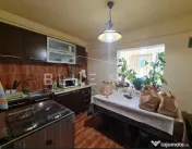 Apartament 3 camere decomandat zonă Casa de Cultura