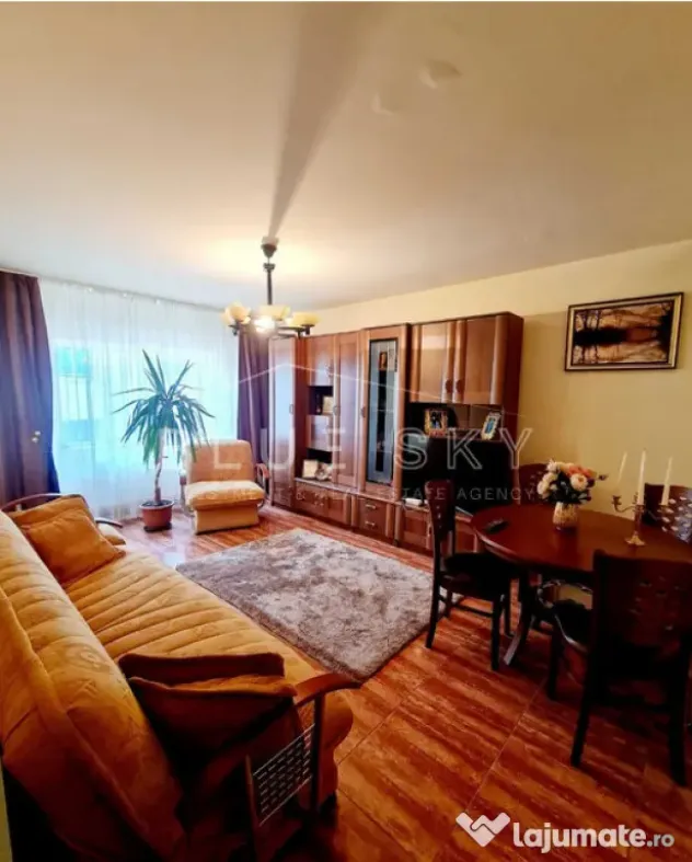 Apartament 3 camere decomandat zonă Casa de Cultura - Constanta (Constanta)