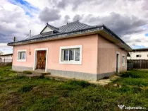 Casă parter, 3 camere, teren 1.240 mp și panoramă superb?