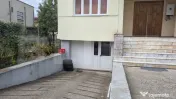 Vilă cu 7 dormitoare, 5 băi și terasă de 144 mp, zona An