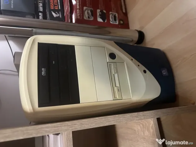 Calculator PC retro Pentium 3