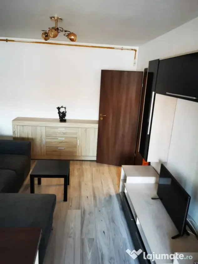 Închiriere apartament 2 camere
