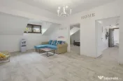 Vilă cu 4 camere de închiriat în zona Intim 