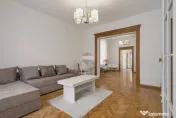Vilă cu 4 camere de închiriat în zona Intim 