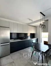 3 CAMERE | 74MP | 2 BĂI | PARCARE SUBTERANĂ | TERASĂ 8MP 