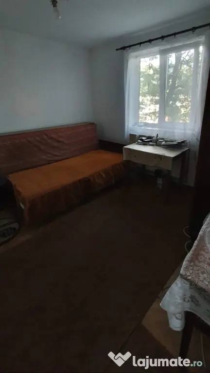 Casă 3 camere, garaj și teren - Rm. Vâlcea