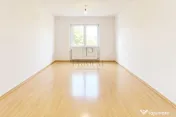 BLASCOVICI - 1 CAM - ETAJ 1 - RENOVAT - BUCATARIE MOBILATA 