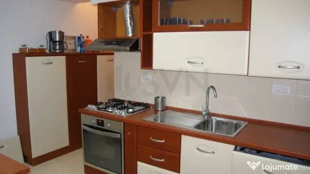 Apartament 3 camere , terasДѓ, HerДѓstrДѓu - Bucuresti (Bucuresti-Ilfov)