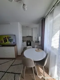 Apartament cu 2 camere, Str. Daliei, etaj 1