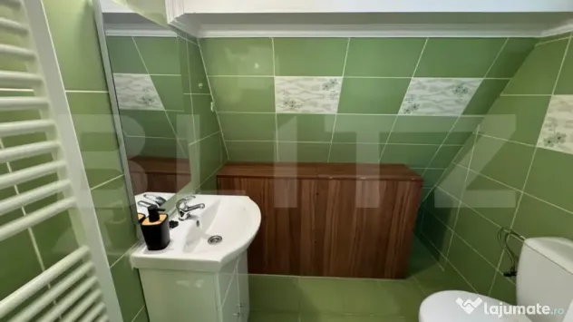 Vanzare apartament decomandat, 69 mp utili, zona Decebal - Bistrita (Bistrita-Nasaud)