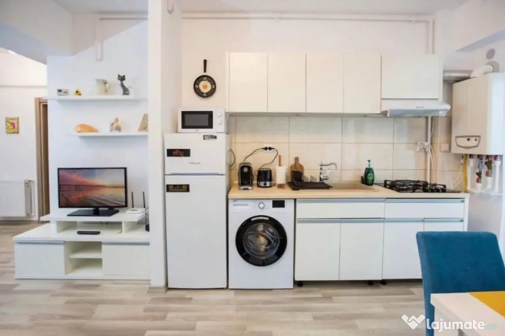Summerland apartament 2 camere loc parcare termen an univers - Mamaia (Constanta)
