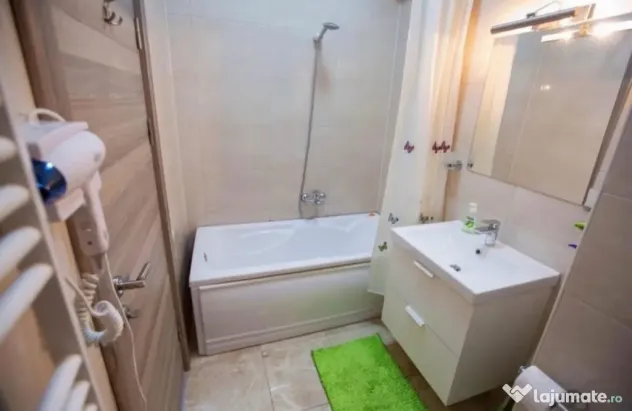 Summerland apartament 2 camere loc parcare termen an univers - Mamaia (Constanta)