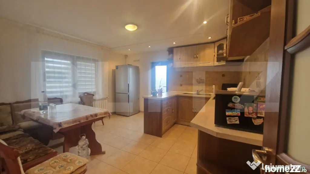 Casa P+1 , 4 camere, garaj, beci, zona Tarlungeni -centrala