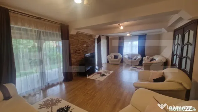 Casa P+1 , 4 camere, garaj, beci, zona Tarlungeni -centrala