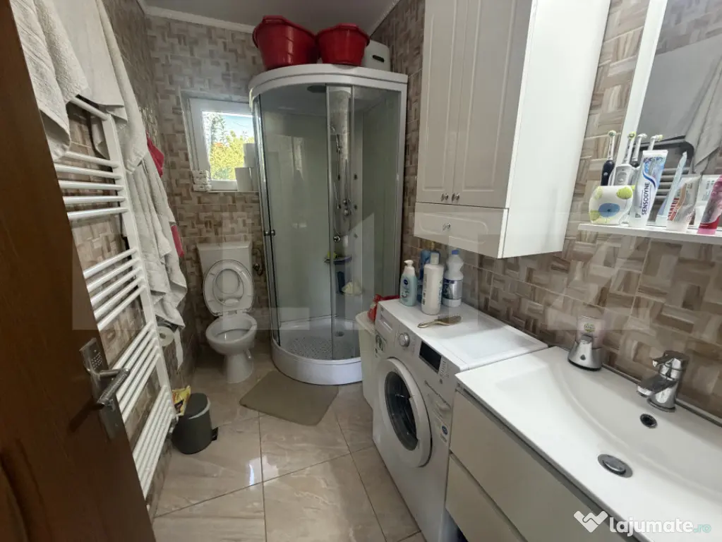 Casa de vanzare, 180 mp, teren, 900 mp, zona Hereclean - Hereclean (Salaj)