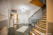 CASA P+1+M, situata in zona KAMSAS