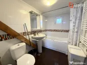 Apartament cu 3 camere de inchiriat - 70 mp, in Complexul St 