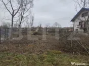 Teren 470 mp cu temelie de 50 mp și utilități