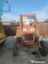 Tractor U 650 