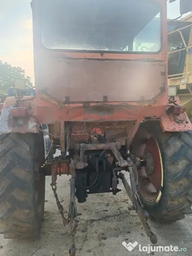 Tractor U 650