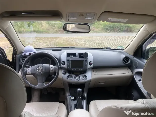 Toyota Rav-4 2.2 D-Cat 177cp