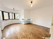 Spatiu birouri 4 camere, in Ploiesti, zona Bulevard