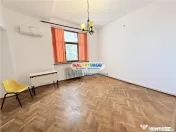 Spatiu birouri 4 camere, in Ploiesti, zona Bulevard 
