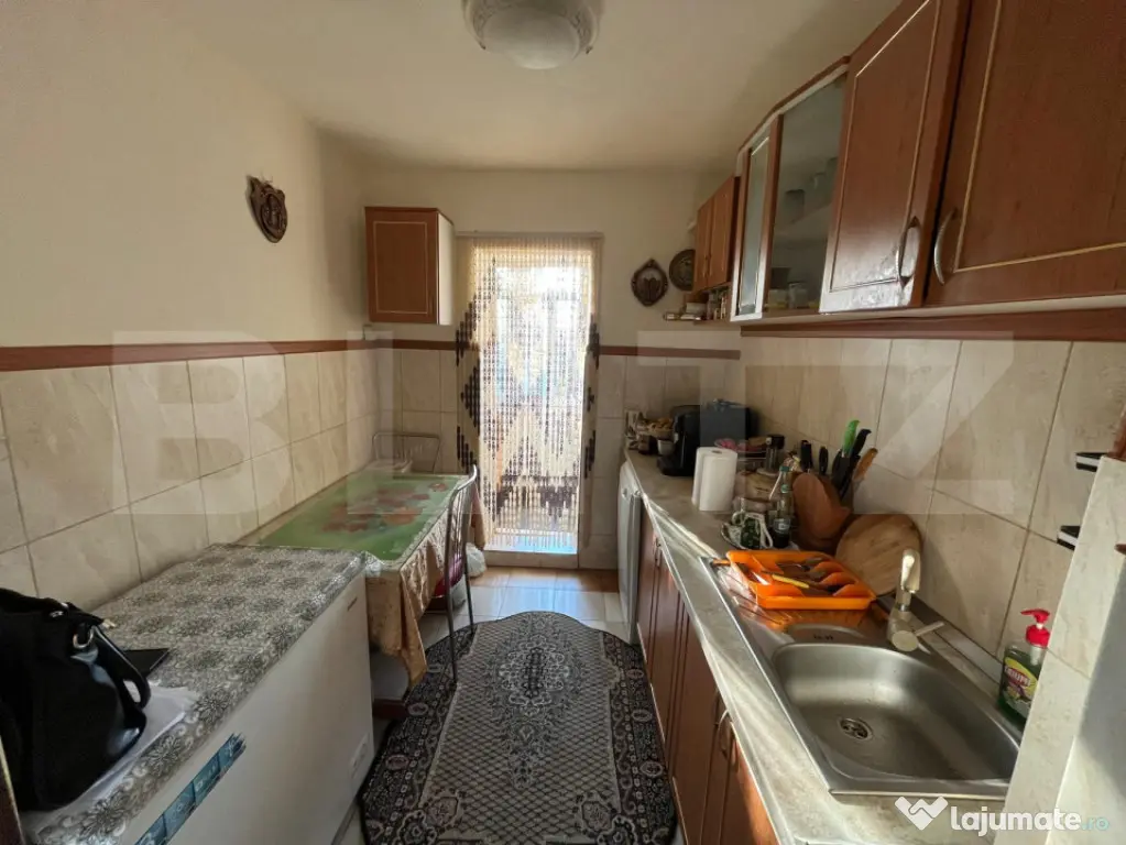 Apartament 3 camere decomandate, 62 mp, Victoriei - Targu Jiu (Gorj)