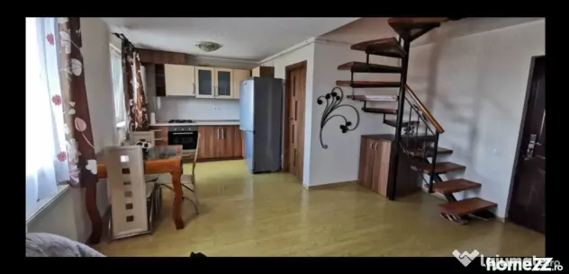 Inchiriez apartament 3 camere, spatios,et.5+mansarda,Terezian - Sibiu (Sibiu)