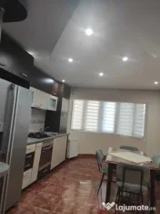 Apartament decomandat cu 2 camere, 60 mp.