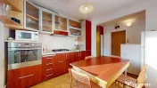 Apartament 2 camere, decomandat, zona Centrul Civic - str. Hărmanului