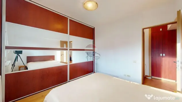 Apartament 2 camere, decomandat, zona Centrul Civic - str. Hărmanului - Brasov (Brasov)