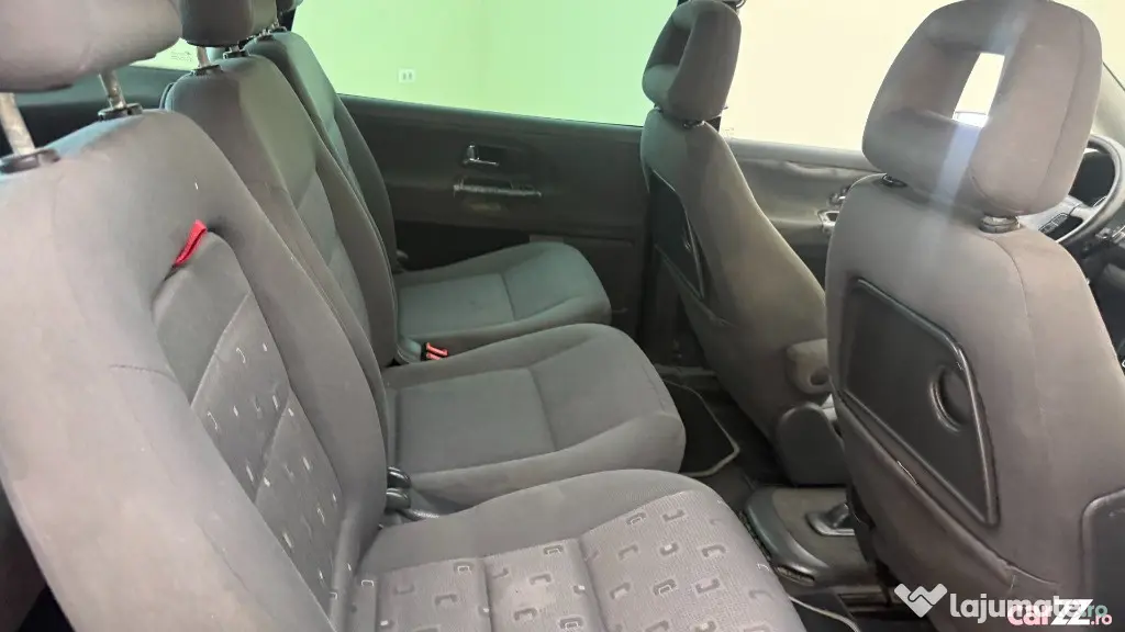Seat / Alhambra / 1.9 TDI / 115CP / An 2005 / Euro 3 / Manuală - Bacau (Bacau)