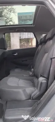 Nissan. Qashqai +2. 7- Locuri- 