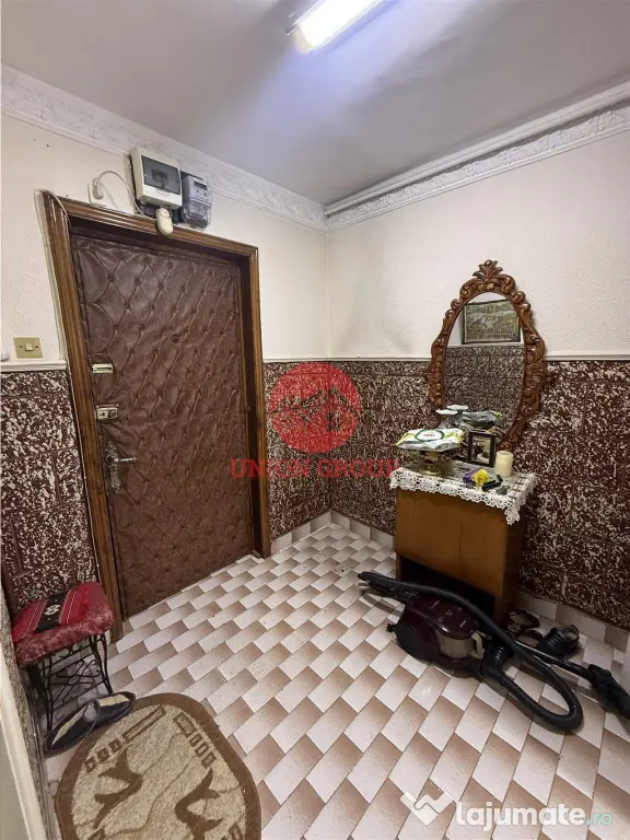 Apartament 2 Camere Semidecomandat | Zona Gara | - Constanta (Constanta)