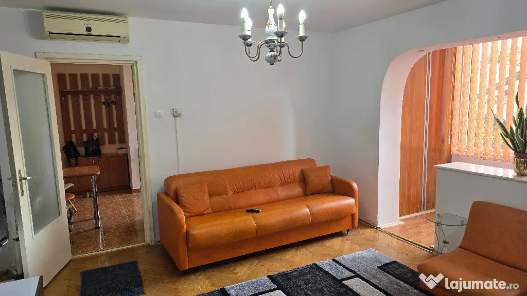 Inchiriez apartament 2 camere in Deva, zona Mihai Viteazu (Piata) et 3 - Deva (Hunedoara)