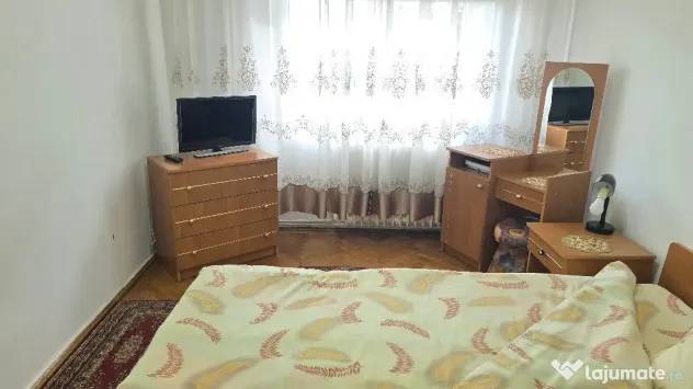 Inchiriez apartament 2 camere in Deva, zona Mihai Viteazu (Piata) et 3 - Deva (Hunedoara)
