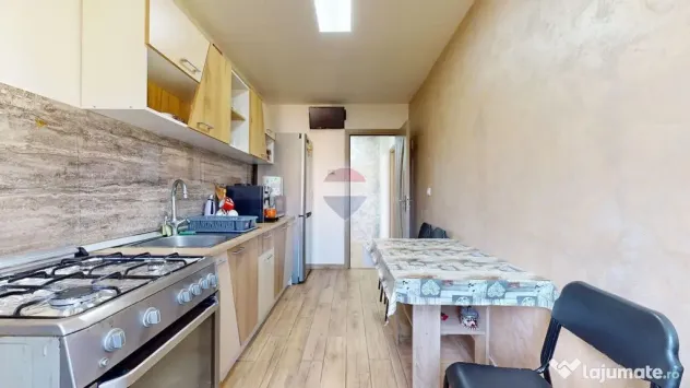 Apartament cu 3 camere decomandat, 2 parcări & boxă dublă – Bartolomeu - Brasov (Brasov)