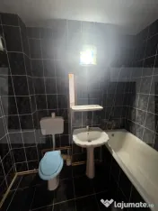 Apartament cu 2 camere decomandate 