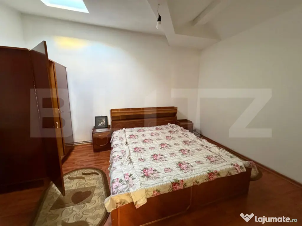 Camera de inchiriat la casa– 250 €/luna, utilitati inclu - Brasov (Brasov)
