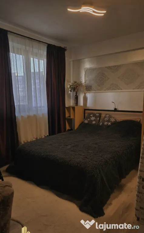 Vând Apartament Mansarda 2 camere Micro 9