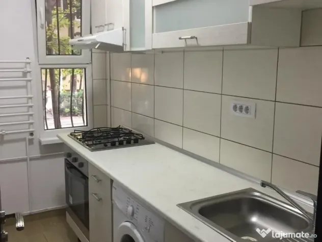 Piata sudului parter anton bacalbasa - Bucuresti (Bucuresti-Ilfov)