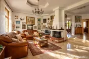 Proprietate deosebită | 315 mp utili | 17 ari teren | amena 